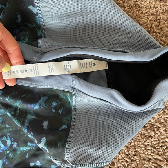 Lululemon Running in the City Mesh leggings yoga pants - Picture 3 of 4
